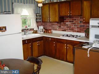 11 Rockland Road Ewing, NJ 08638 - Photo 2 of 6