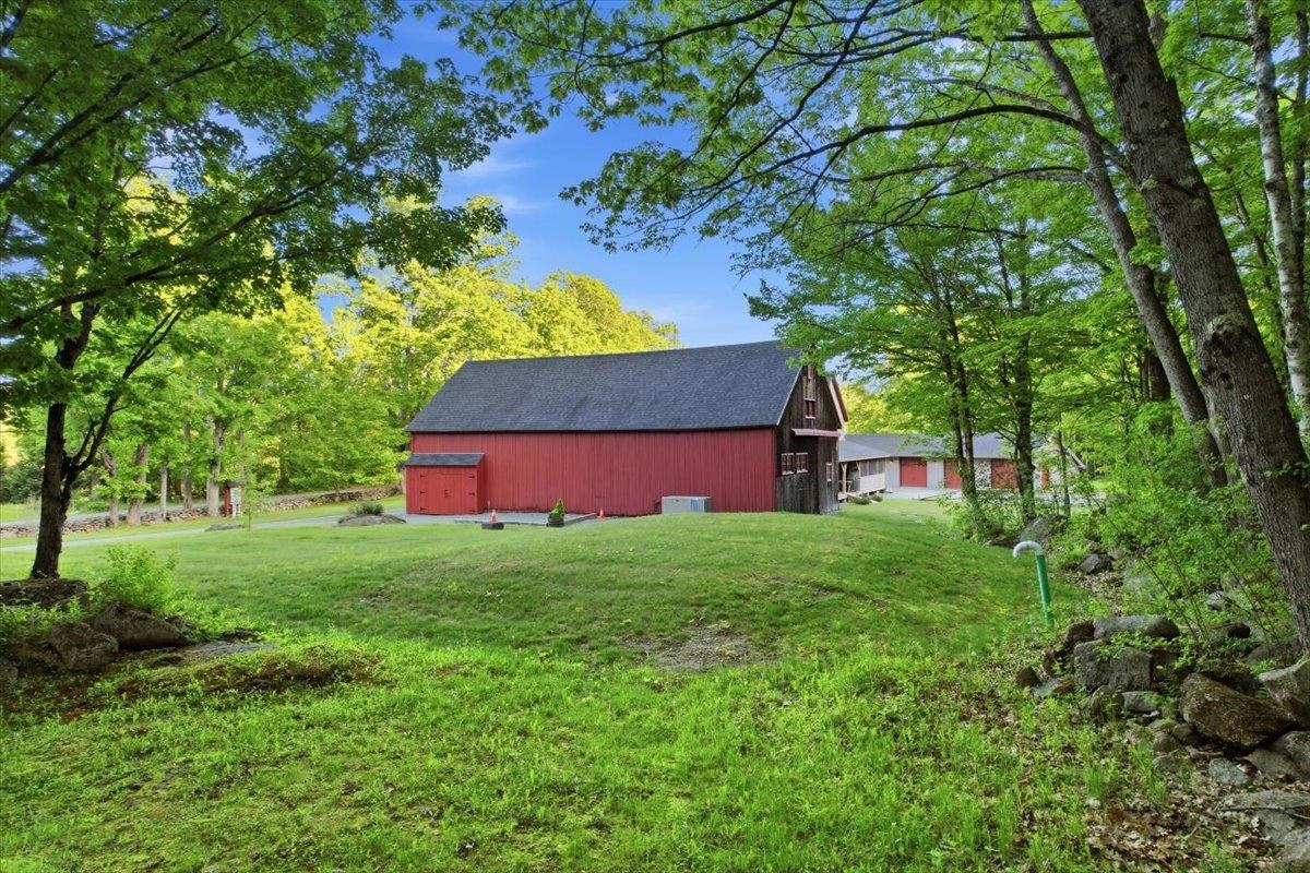 908 Old Franconia Road Bethlehem, NH 03574 - Photo 12 of 47