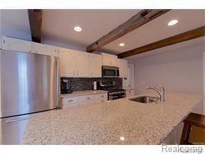 24 South Holcomb Road Clarkston, MI 48346 - Photo 24 of 61 24.jpg