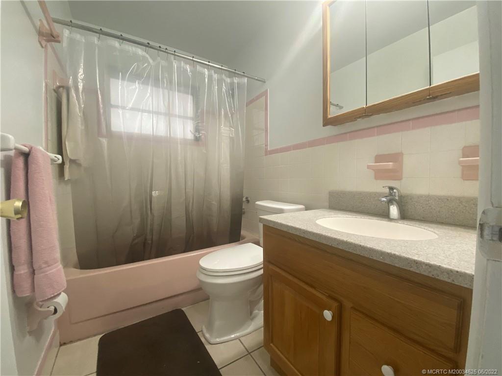 418 Robalo Court Stuart, FL 34996 - Photo 7 of 10 Gallery Image 7