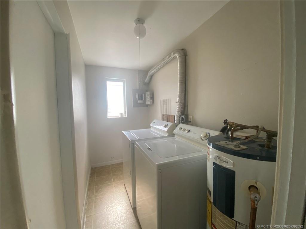 418 Robalo Court Stuart, FL 34996 - Photo 8 of 10 Gallery Image 8