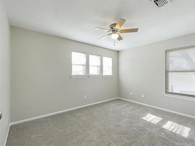 $339,900 | 415 Creekmeadow Lane, Lewisville, TX 75067