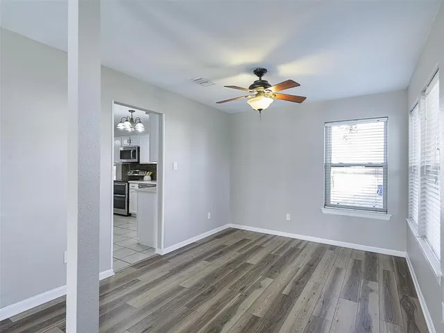 $339,900 | 415 Creekmeadow Lane, Lewisville, TX 75067