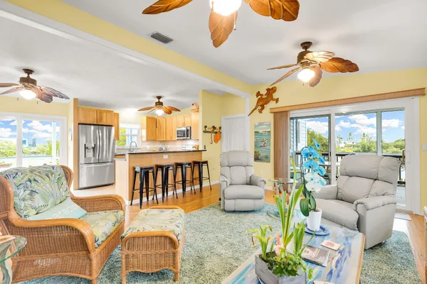 $989,000 | 3633 Blue Lagoon Street, Big Pine Key, FL 33043
