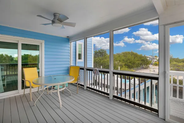 $989,000 | 3633 Blue Lagoon Street, Big Pine Key, FL 33043