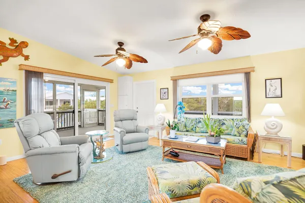 $989,000 | 3633 Blue Lagoon Street, Big Pine Key, FL 33043