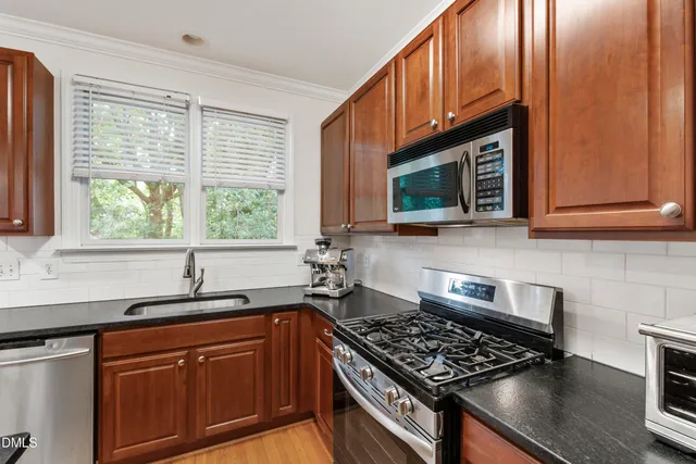 $2,300 | 222 Ashton Hall Lane, Raleigh, NC 27609