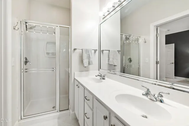 $2,300 | 222 Ashton Hall Lane, Raleigh, NC 27609