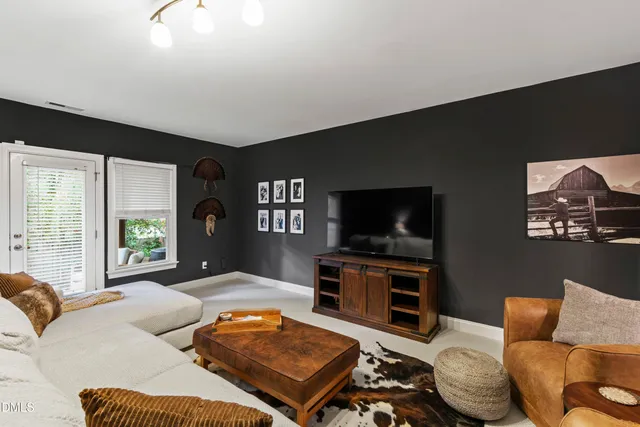 $2,300 | 222 Ashton Hall Lane, Raleigh, NC 27609