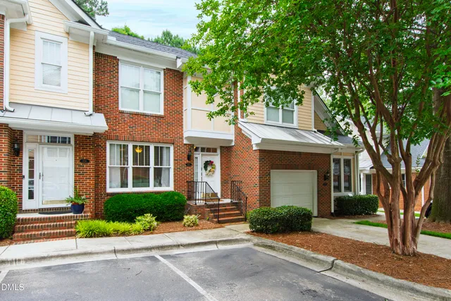 $2,300 | 222 Ashton Hall Lane, Raleigh, NC 27609
