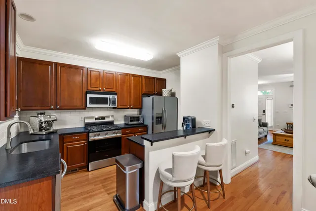 $2,300 | 222 Ashton Hall Lane, Raleigh, NC 27609