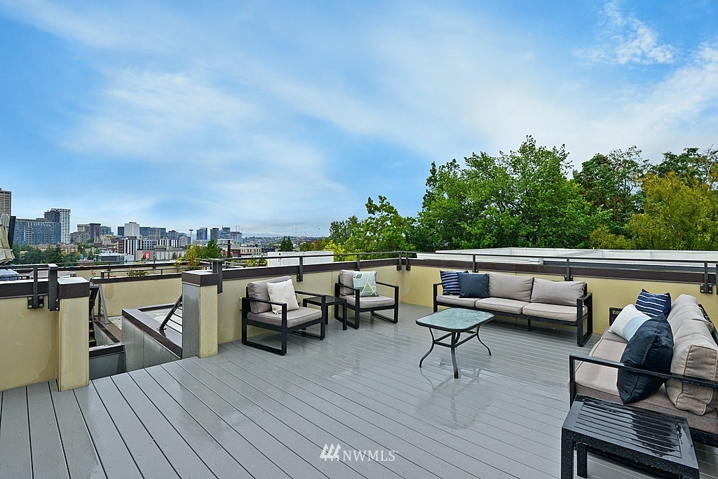 933 16th Avenue, Unit A Seattle, WA 98122 - Photo 18 of 19 a terrace view with seating space