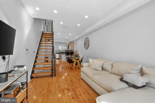 $2,545 | 427 West Norris Street, Philadelphia, PA 19122