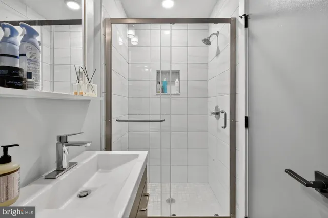 $2,545 | 427 West Norris Street, Philadelphia, PA 19122