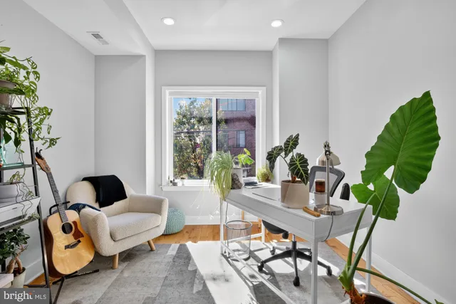 $2,545 | 427 West Norris Street, Philadelphia, PA 19122