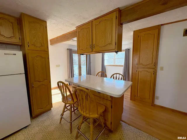 $299,900 | 209 East Alconbury Road, Metamora, IL 61548