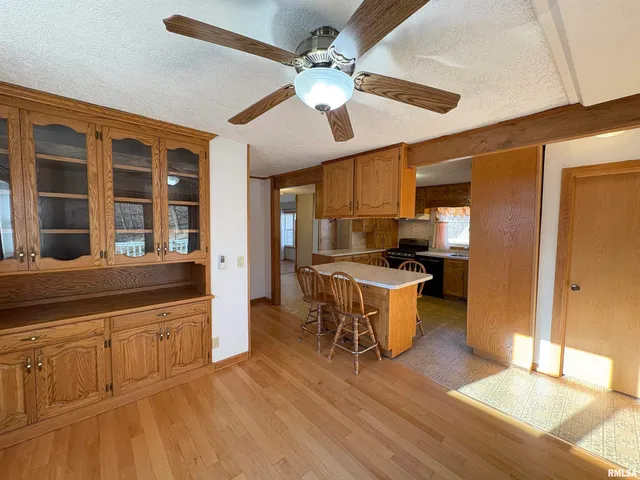 $299,900 | 209 East Alconbury Road, Metamora, IL 61548