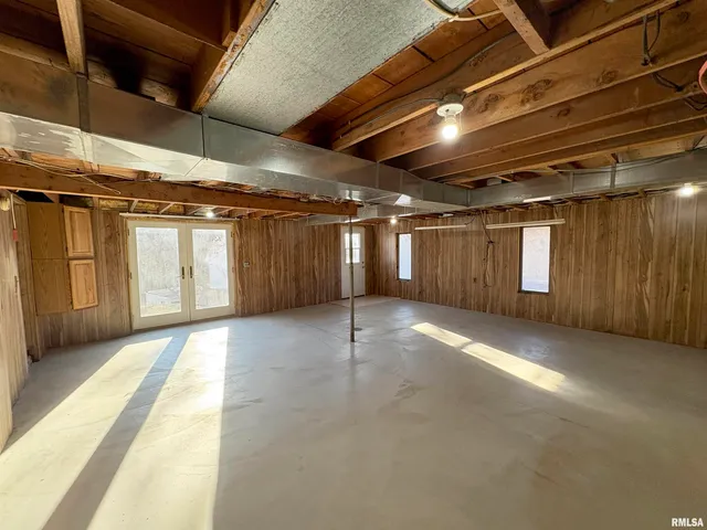 $299,900 | 209 East Alconbury Road, Metamora, IL 61548