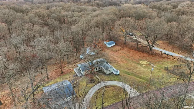 $299,900 | 209 East Alconbury Road, Metamora, IL 61548