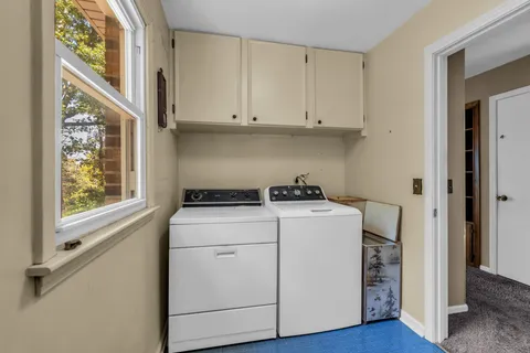 $359,000 | 2437 Rychen Drive, Nashville, TN 37217