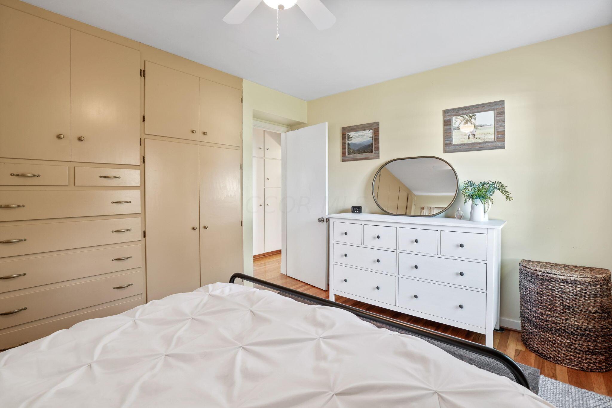 2097 Zollinger Road Columbus, OH 43221 - Photo 23 of 35 24-web-or-mls-DSC01477