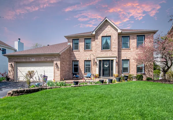$765,000 | 2836 Fairhauser Court, Naperville, IL 60564