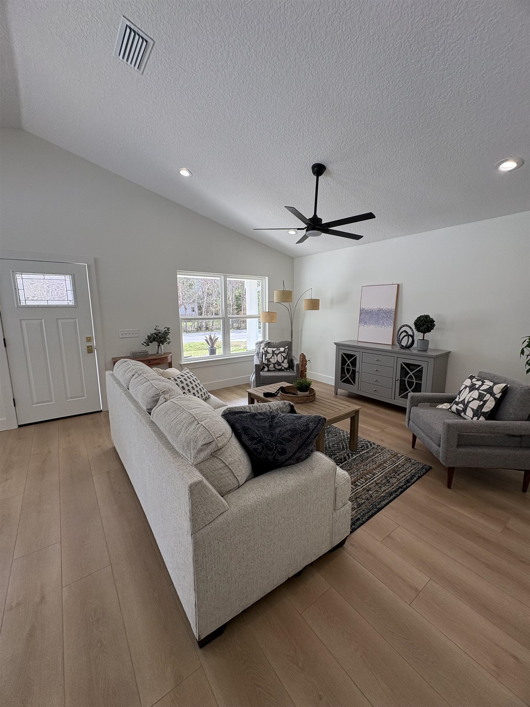 2867 North 7th Street St. Augustine, FL 32084 - Photo 4 of 26