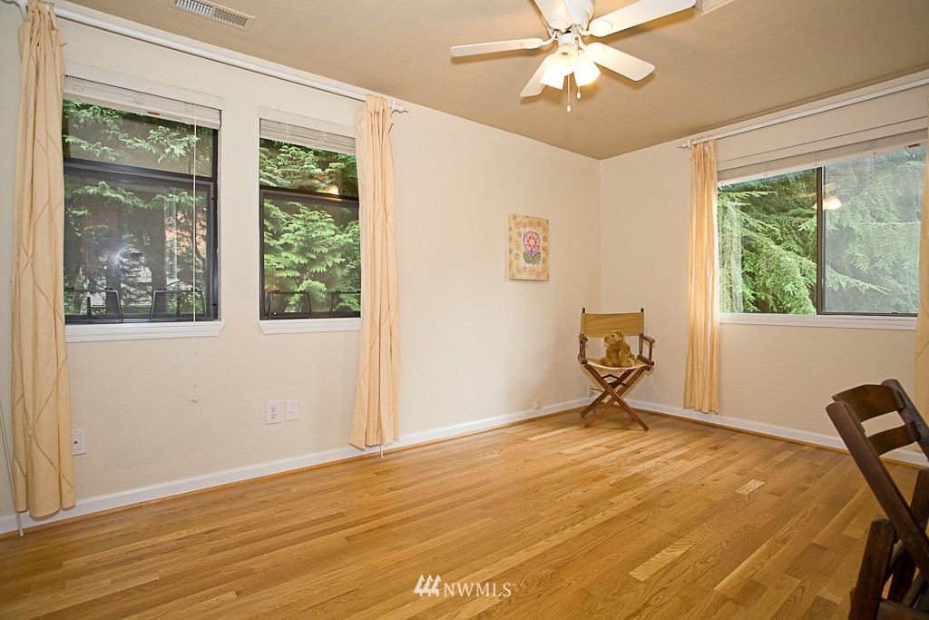 22118 4th Avenue Southeast Bothell, WA 98021 - Photo 14 of 25
