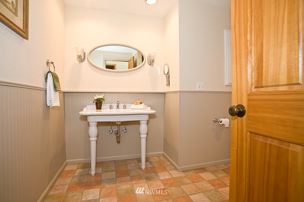22118 4th Avenue Southeast Bothell, WA 98021 - Photo 16 of 25