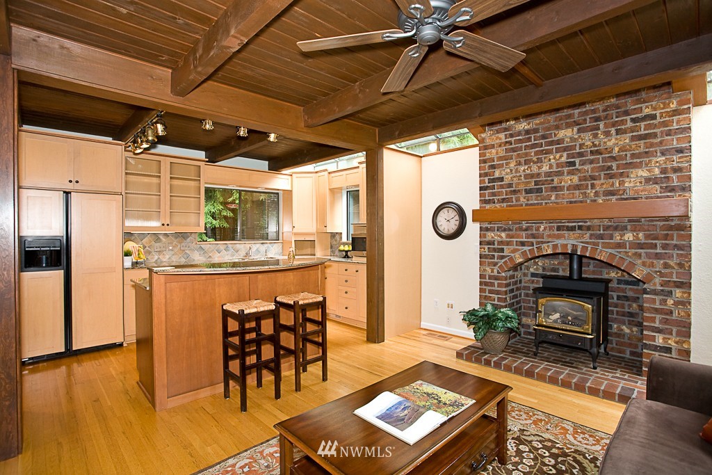 22118 4th Avenue Southeast Bothell, WA 98021 - Photo 7 of 25