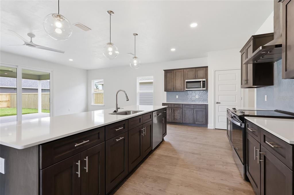 6694 Southwest 11th Lane Gainesville, FL 32607 - Photo 23 of 29