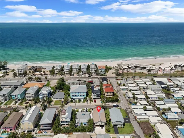 $1,500,000 | 2517 Avenue C, Bradenton Beach, FL 34217