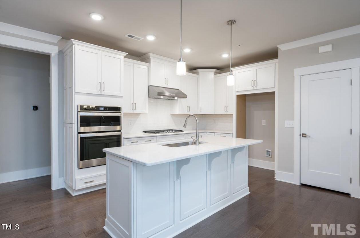 11548 Helmond Way, Unit 109 Raleigh, NC 27617 - Photo 1 of 27 Oberlin Kitchen 3