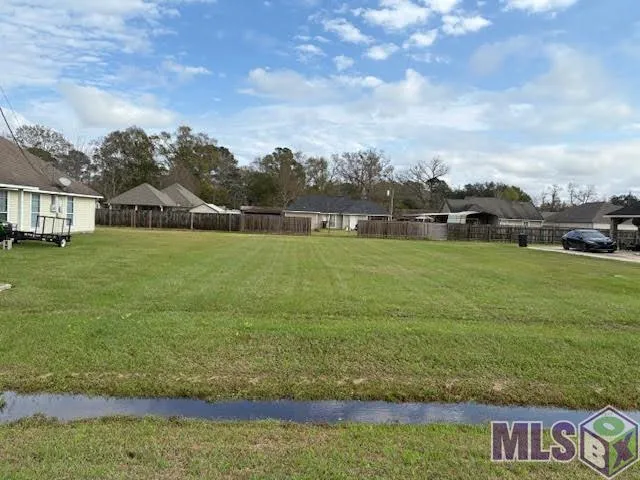 $29,000 | 1122 South Hempshire Avenue, Gonzales, LA 70737