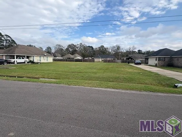 $29,000 | 1122 South Hempshire Avenue, Gonzales, LA 70737