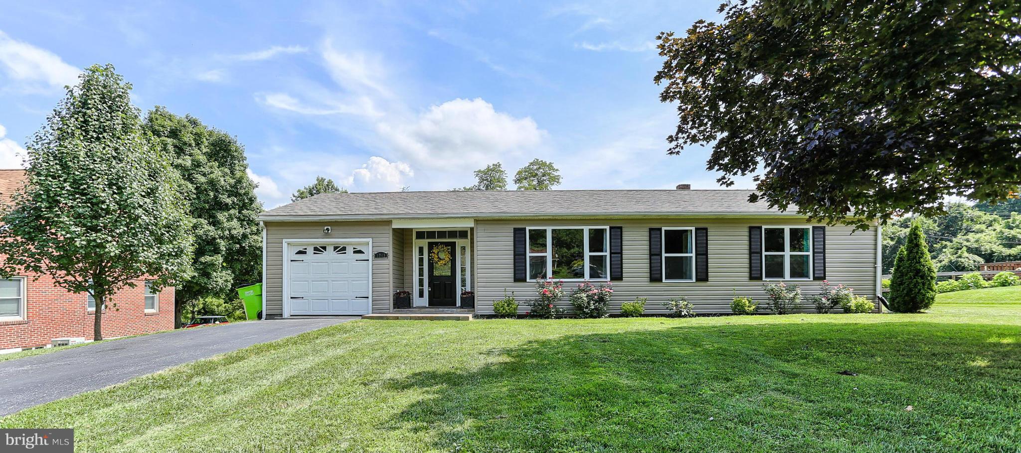 1043 Security Road Hagerstown, MD 21742 - Photo 2 of 29 Beautiful entrance to this nice home