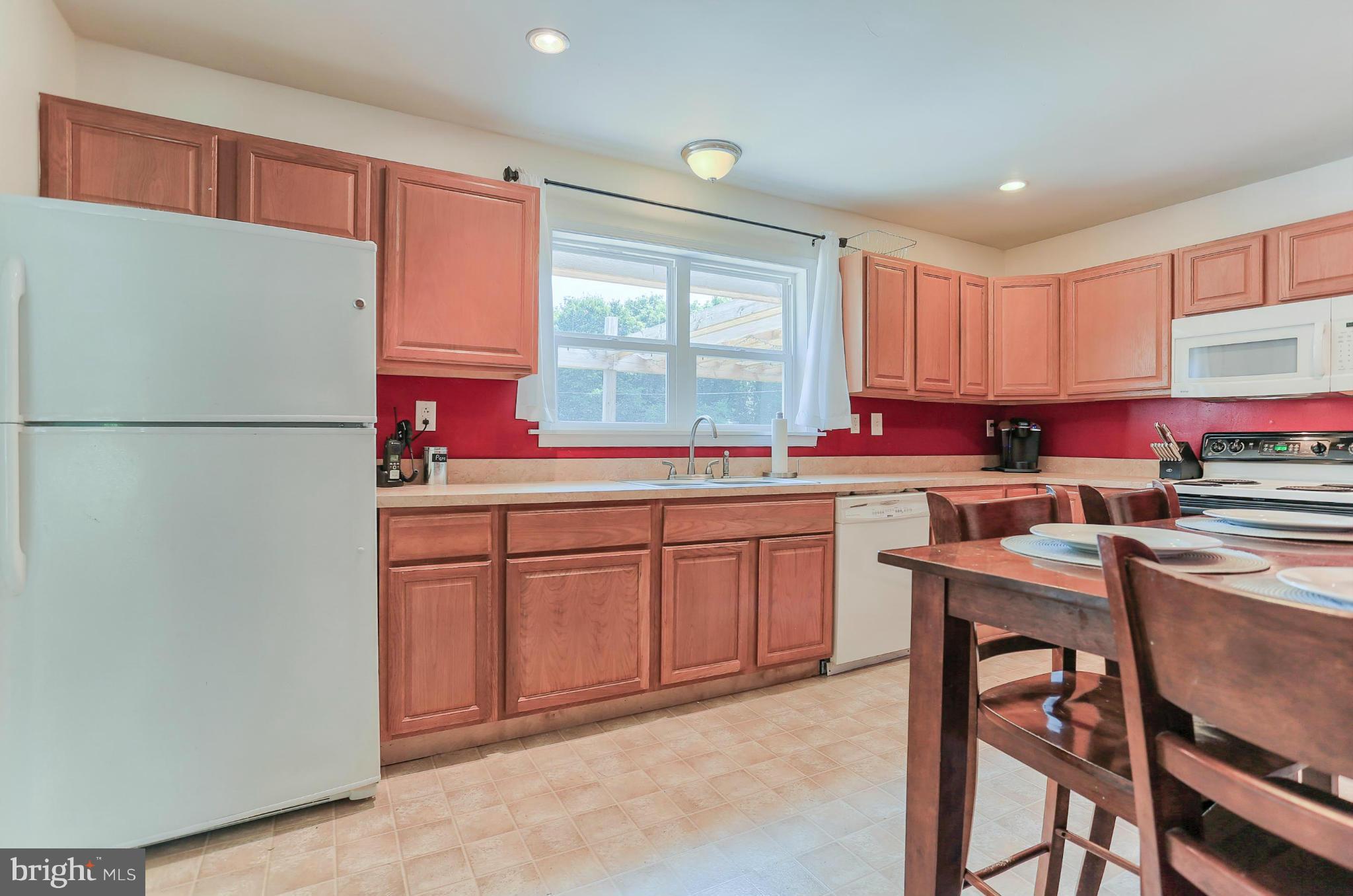 1043 Security Road Hagerstown, MD 21742 - Photo 13 of 29 Kitchen