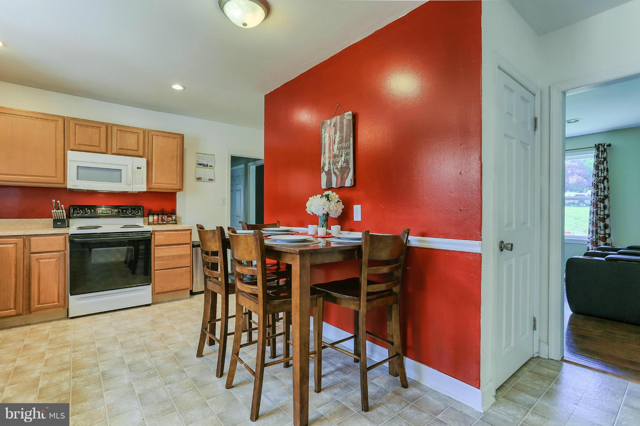 1043 Security Road Hagerstown, MD 21742 - Photo 21 of 29 Kitchen