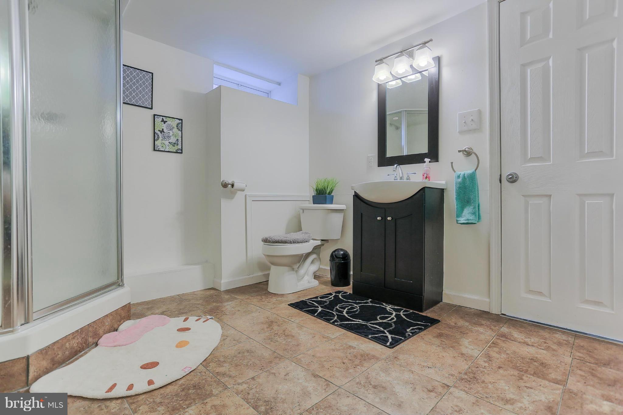 1043 Security Road Hagerstown, MD 21742 - Photo 28 of 29 Bath