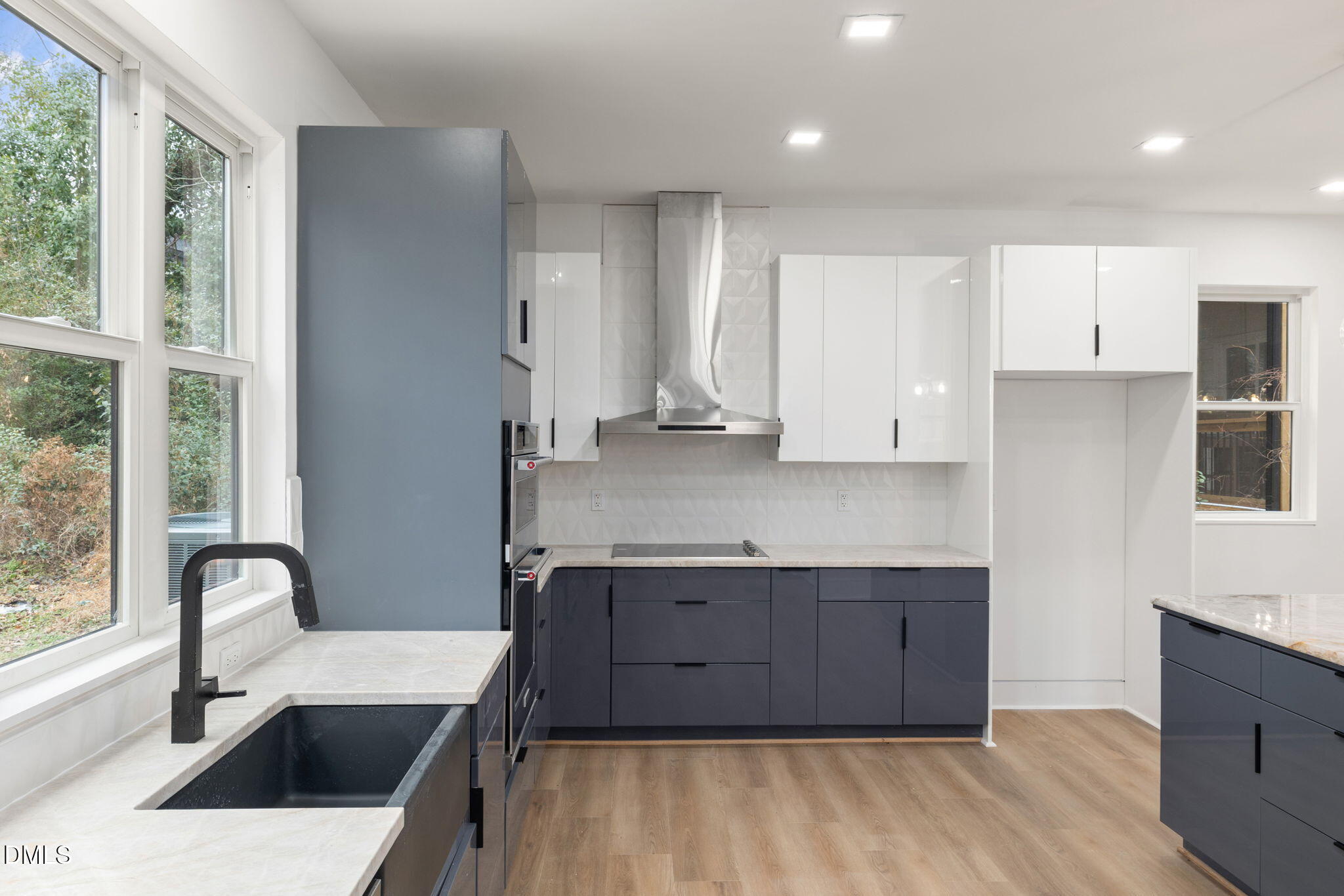 309 Bragg Street Raleigh, NC 27601 - Photo 14 of 55 23-web-or-mls-DX3A1442