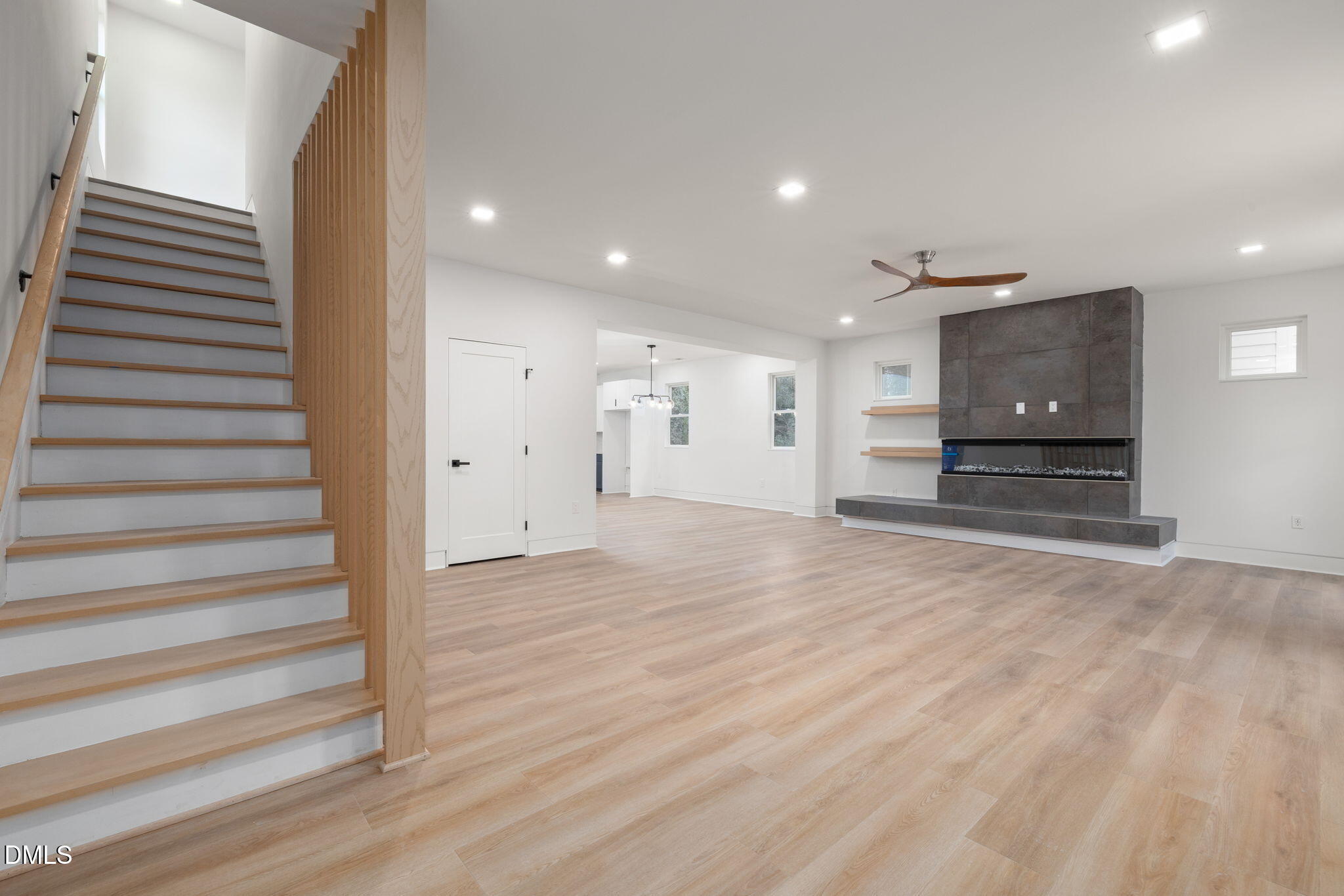 309 Bragg Street Raleigh, NC 27601 - Photo 3 of 55 20-web-or-mls-DX3A1417