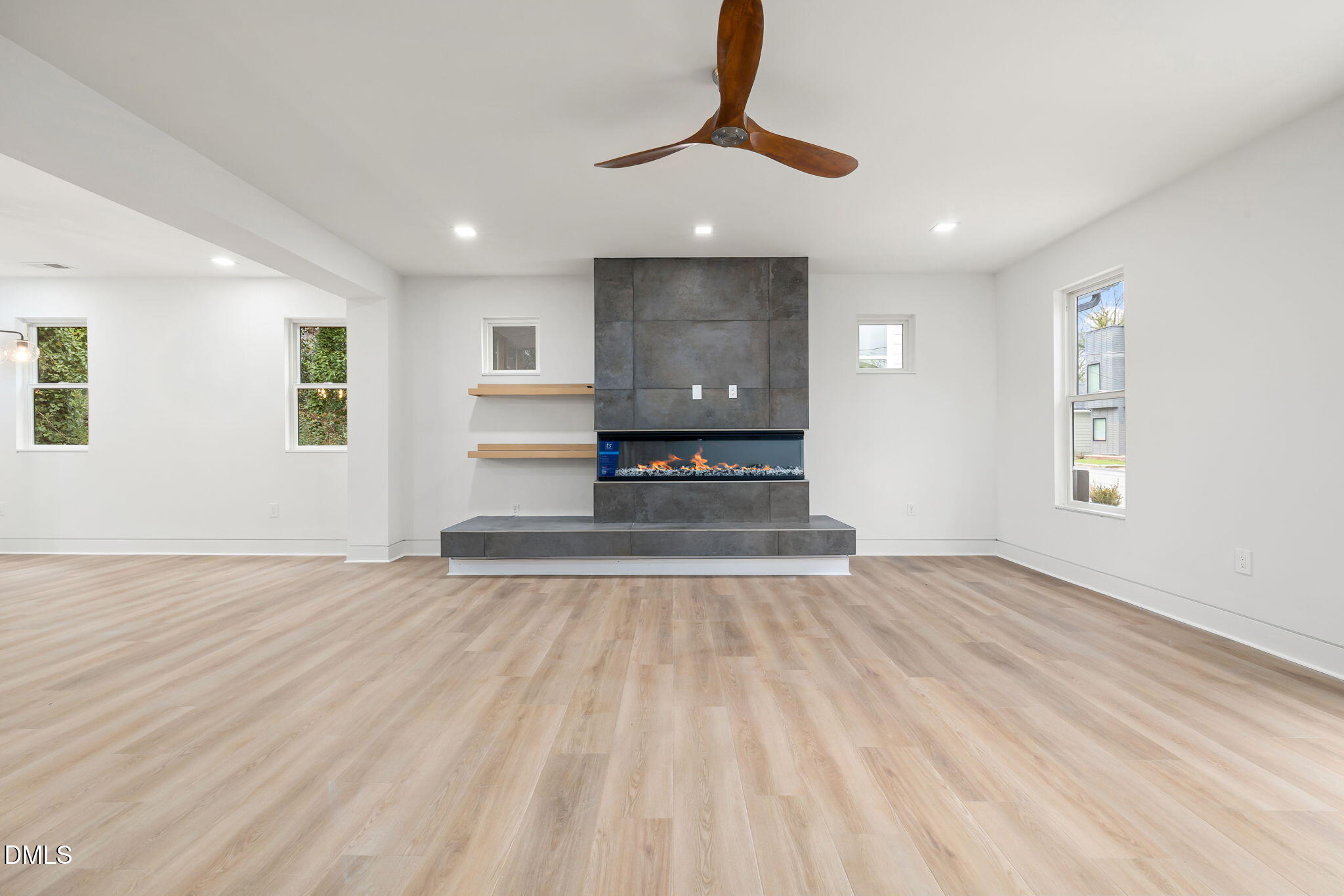 309 Bragg Street Raleigh, NC 27601 - Photo 5 of 55 12-web-or-mls-DX3A1412 (2)