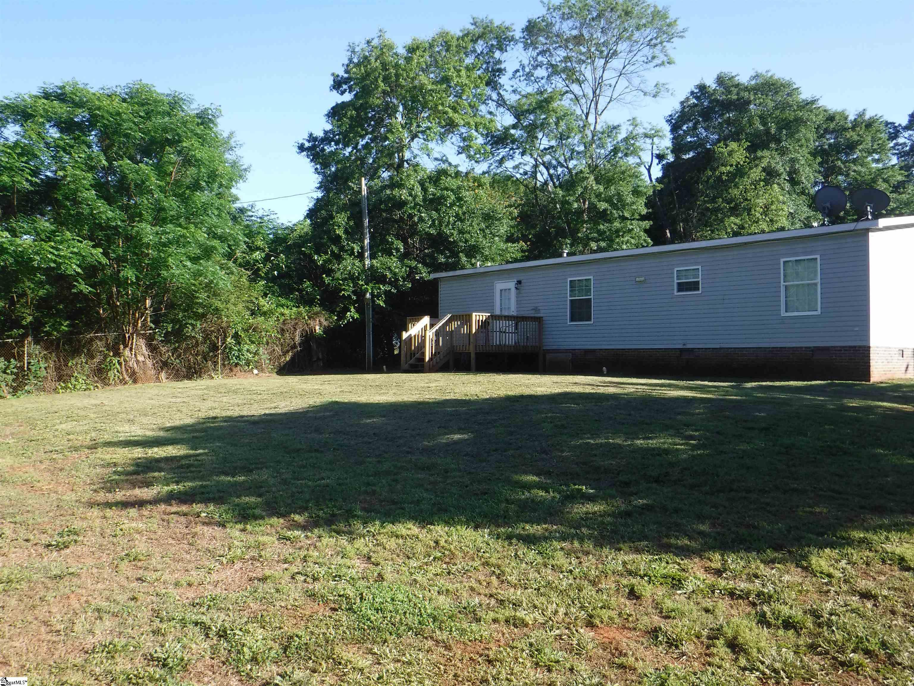 175 Madison Avenue Wellford, SC 29365 - Photo 22 of 26
