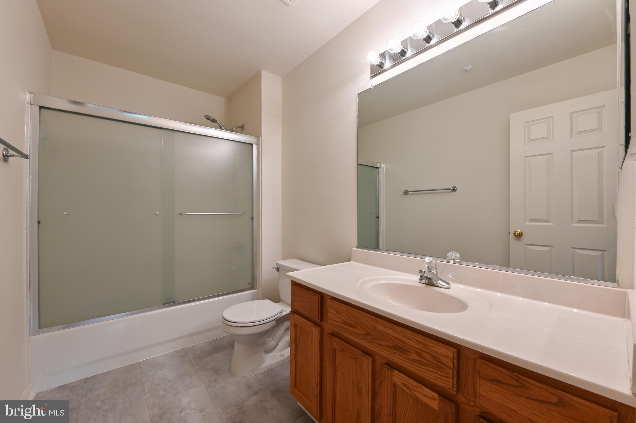 8008 Oat Ridge Court Bowie, MD 20715 - Photo 48 of 55 2nd Level Full Bath