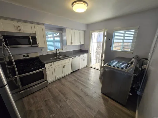 $2,500 | 229 South 36th Street, San Diego, CA 92113