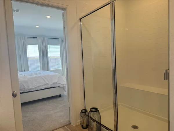 $2,500 | 5724 Knox Lndg Drive, Rosenberg, TX 77469