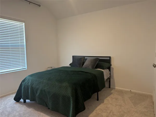 $2,500 | 5724 Knox Lndg Drive, Rosenberg, TX 77469