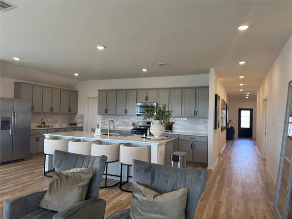 $2,500 | 5724 Knox Lndg Drive, Rosenberg, TX 77469