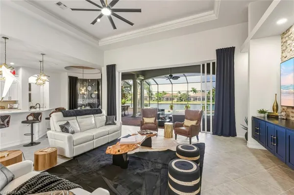 $2,299,000 | 8977 Crooked Stick Court, Naples, FL 34113
