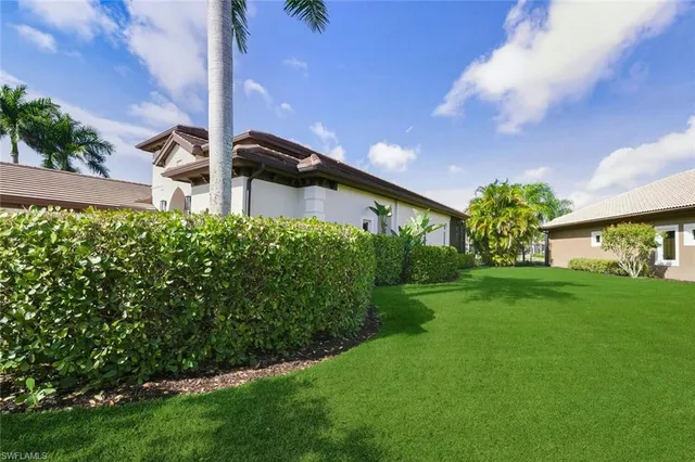 $2,599,000 | 8977 Crooked Stick Court, Naples, FL 34113